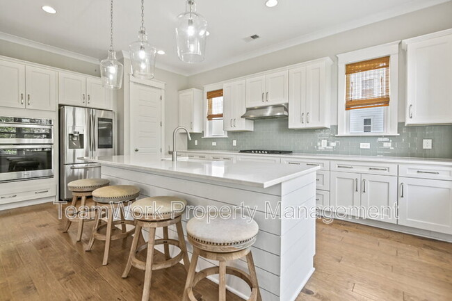 Building Photo - 1485 Menhaden Ln