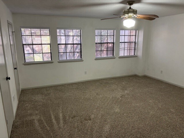 Building Photo - 1323 Reddleshire Ln