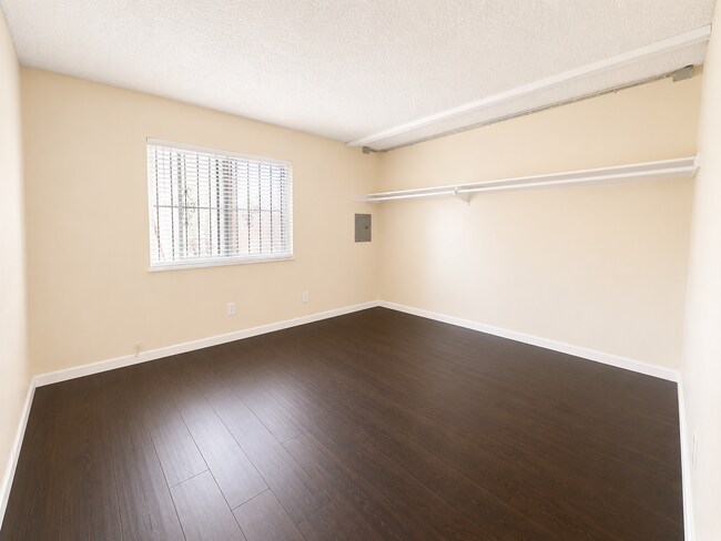 Building Photo - 4267 44th St