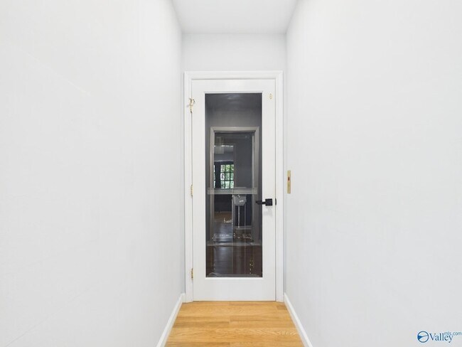 Building Photo - 6808 Jones Valley Dr SE