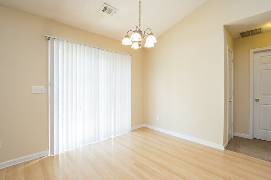 Building Photo - 117 Highland View Pass