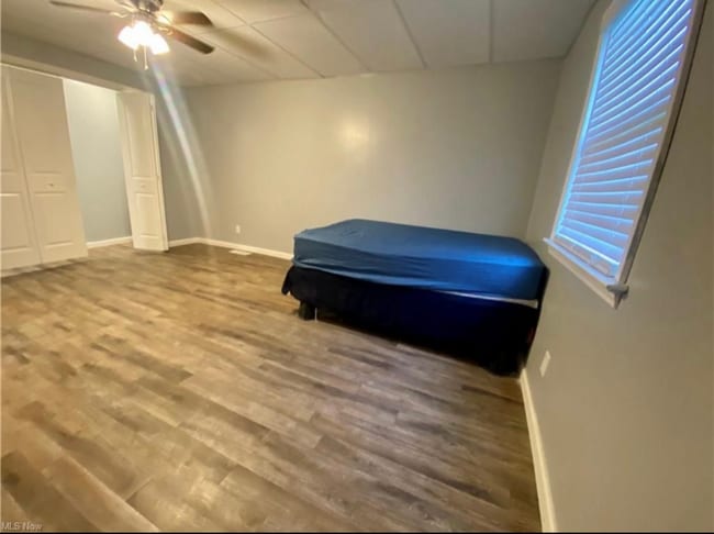 Building Photo - 217 N Huron St