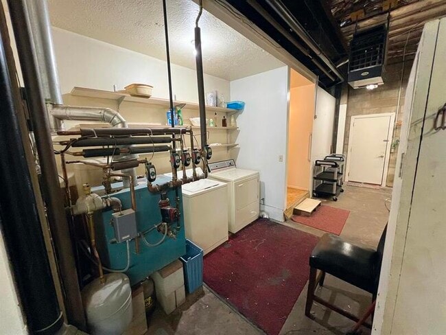 Building Photo - 55 S Main St