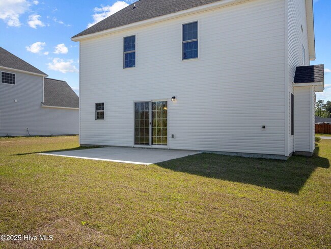 Building Photo - 358 N Ardsley Ln