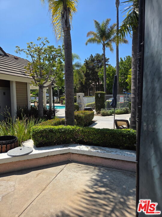 Building Photo - 8805 Berkshire Way