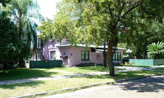 Primary Photo - 1936 Burlington Ave N