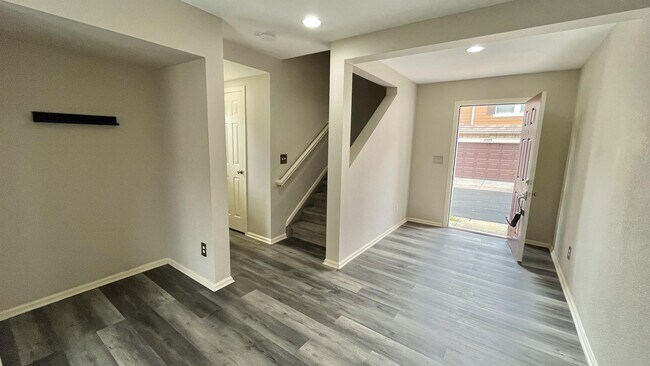 Building Photo - 11578 Fenwick Cir
