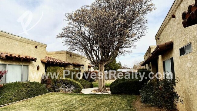 Building Photo - 21350 Laguna Rd