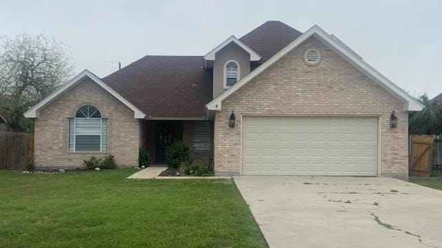 Primary Photo - 1004 Orange Ln