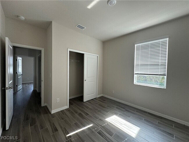 Building Photo - 1717 NW 6th Ave