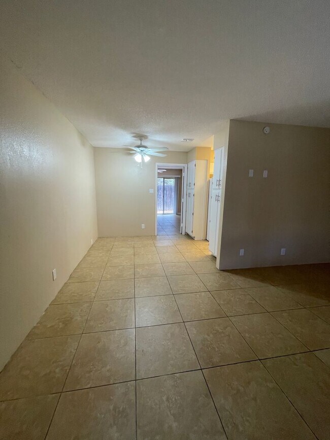 Building Photo - Small Apartment Community, Remodeled One b...