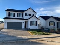 Building Photo - Newer home in Caldwell!