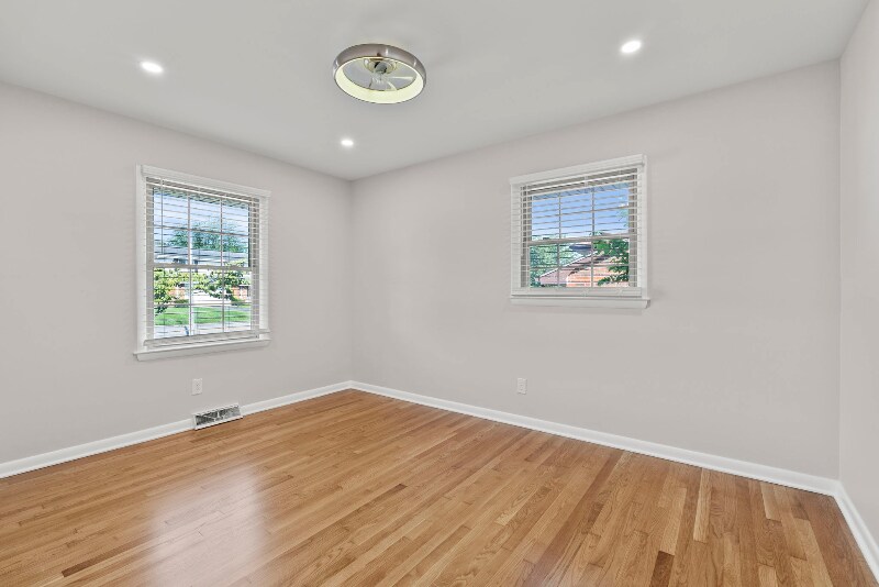Building Photo - 521 Bryanwood Pkwy