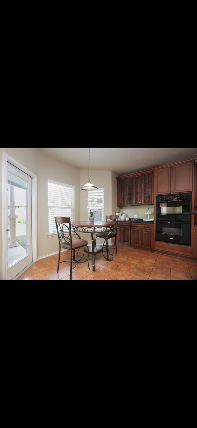 Building Photo - 14423 Devout