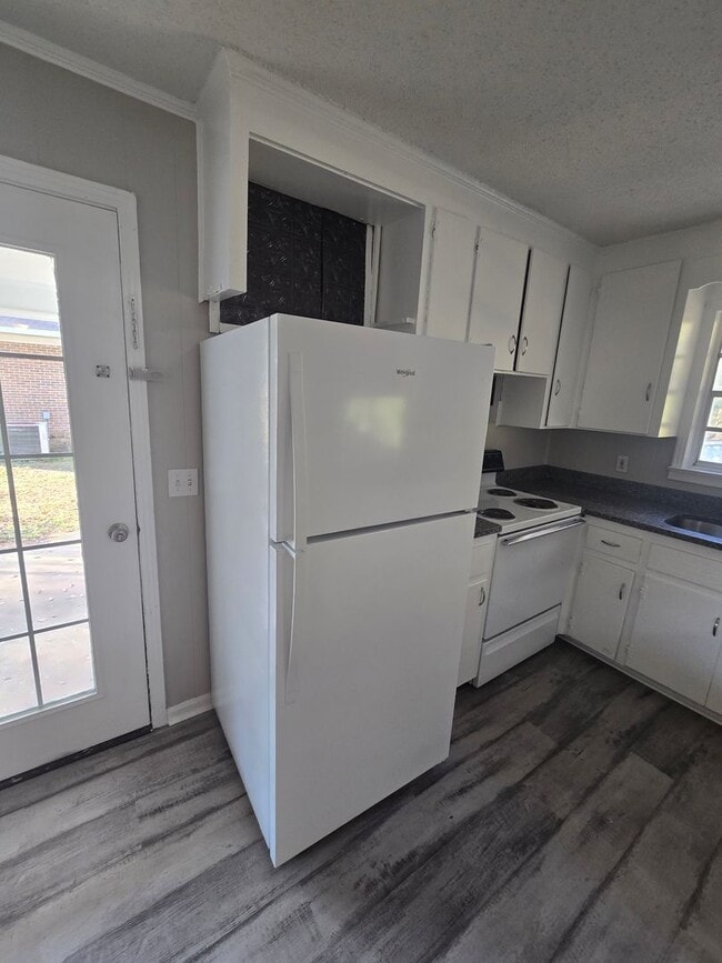 Building Photo - Beautiful Downtown Enterprise