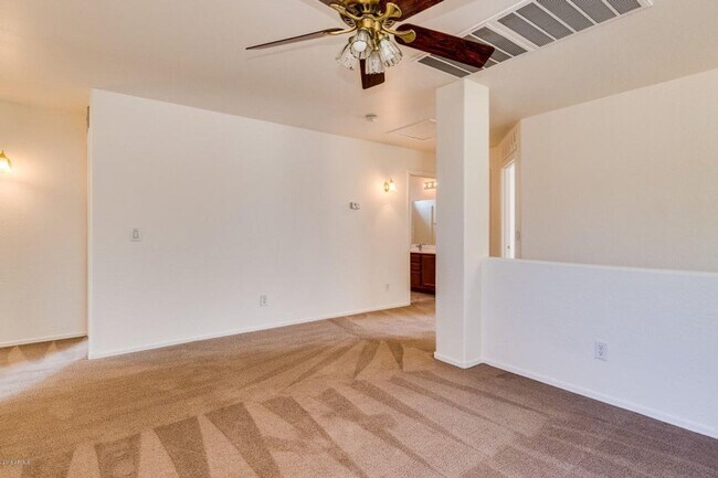 Building Photo - Beautiful 4 bed, 2.5 bath in Maricopa!