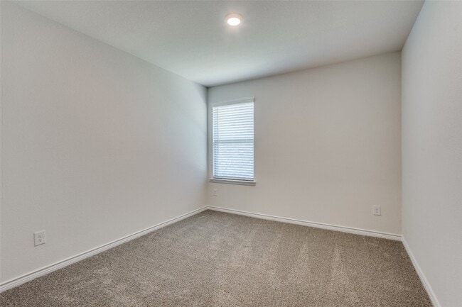Building Photo - 6213 Abby Dr