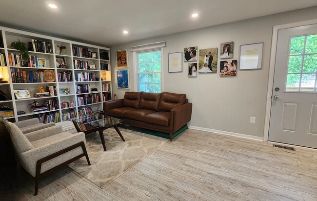 Building Photo - 2927 Amberleigh Way
