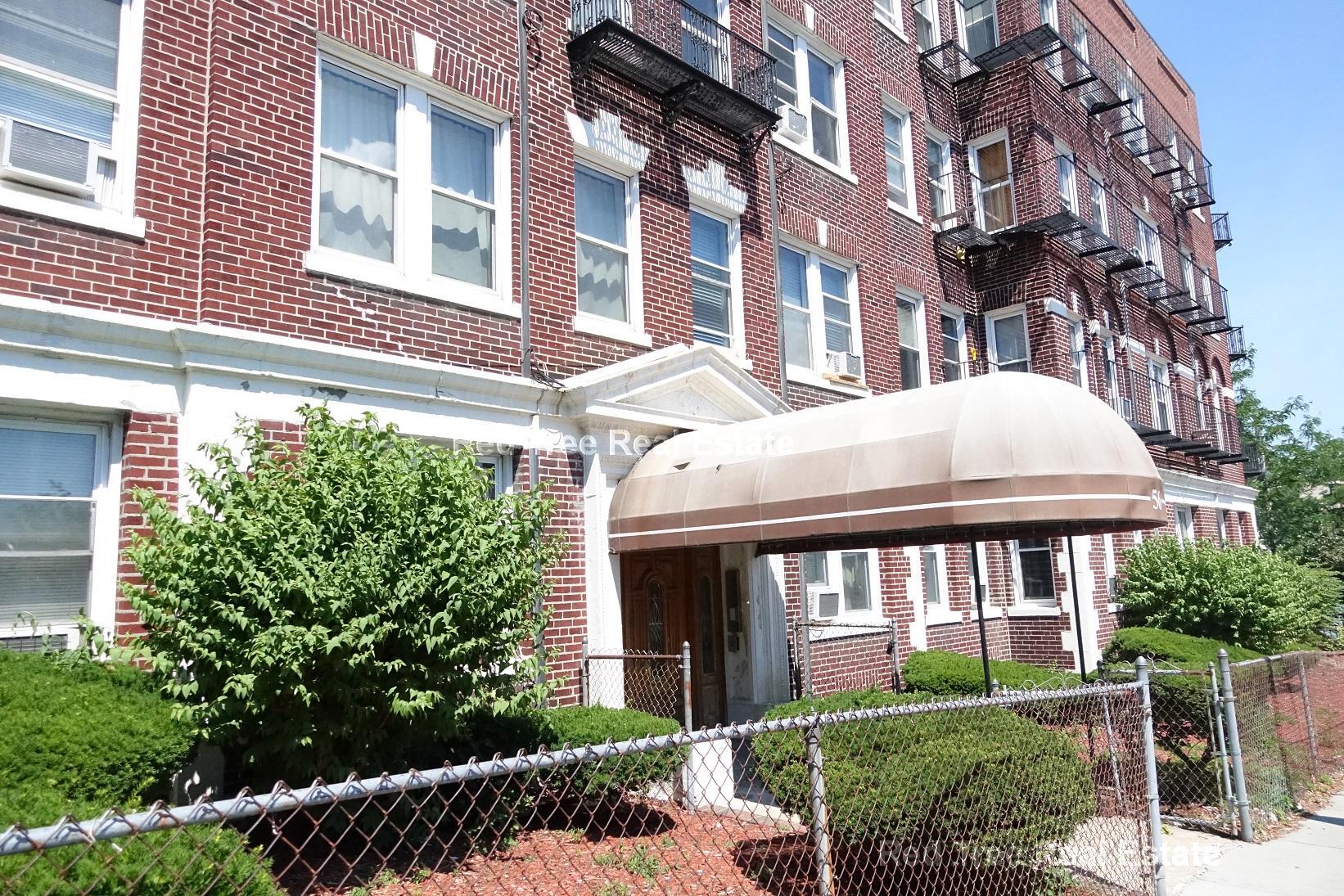 Building Photo - 56 Park Vale Ave