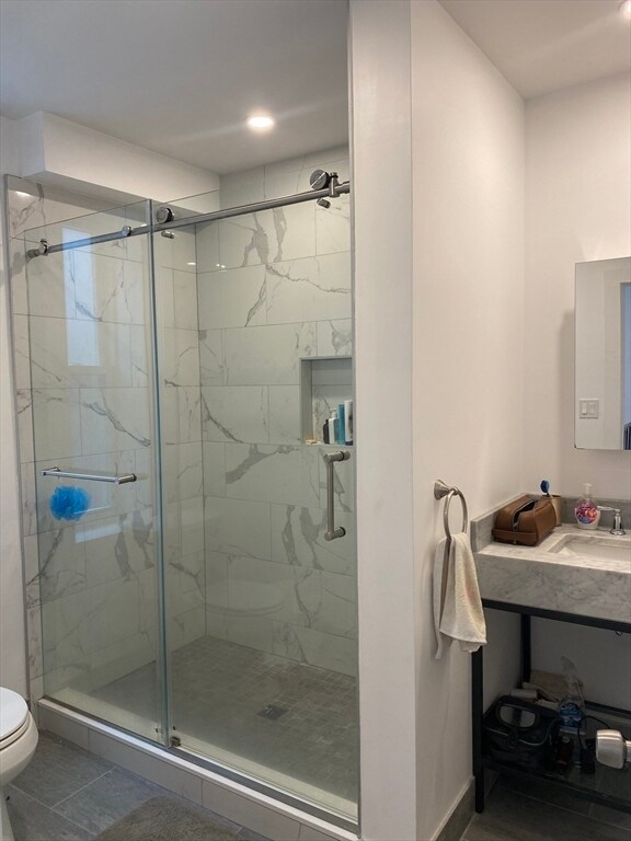 Building Photo - 26 Parker St