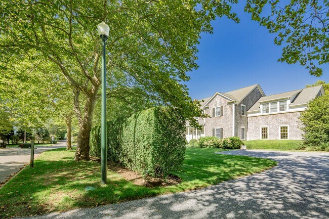 Building Photo - 110 Fox Hollow Ln