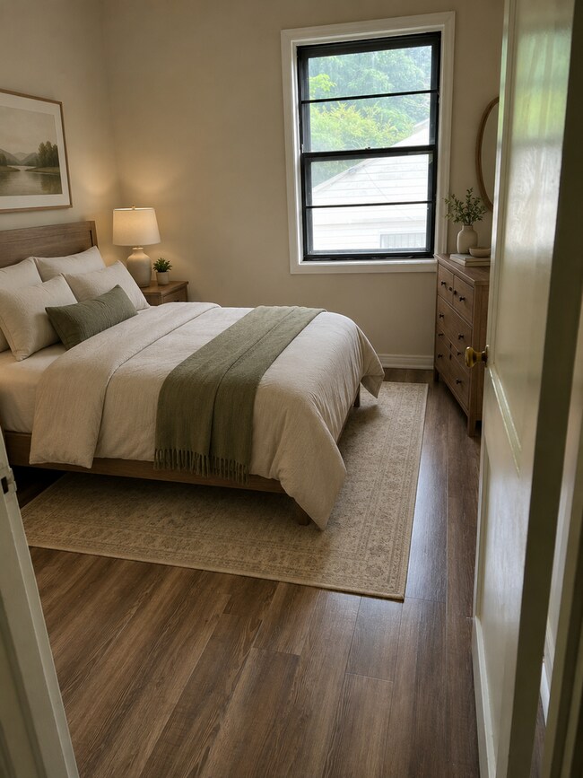 Building Photo - Cozy 2BR/1BA Home with Fireplace & Spacious Living Area