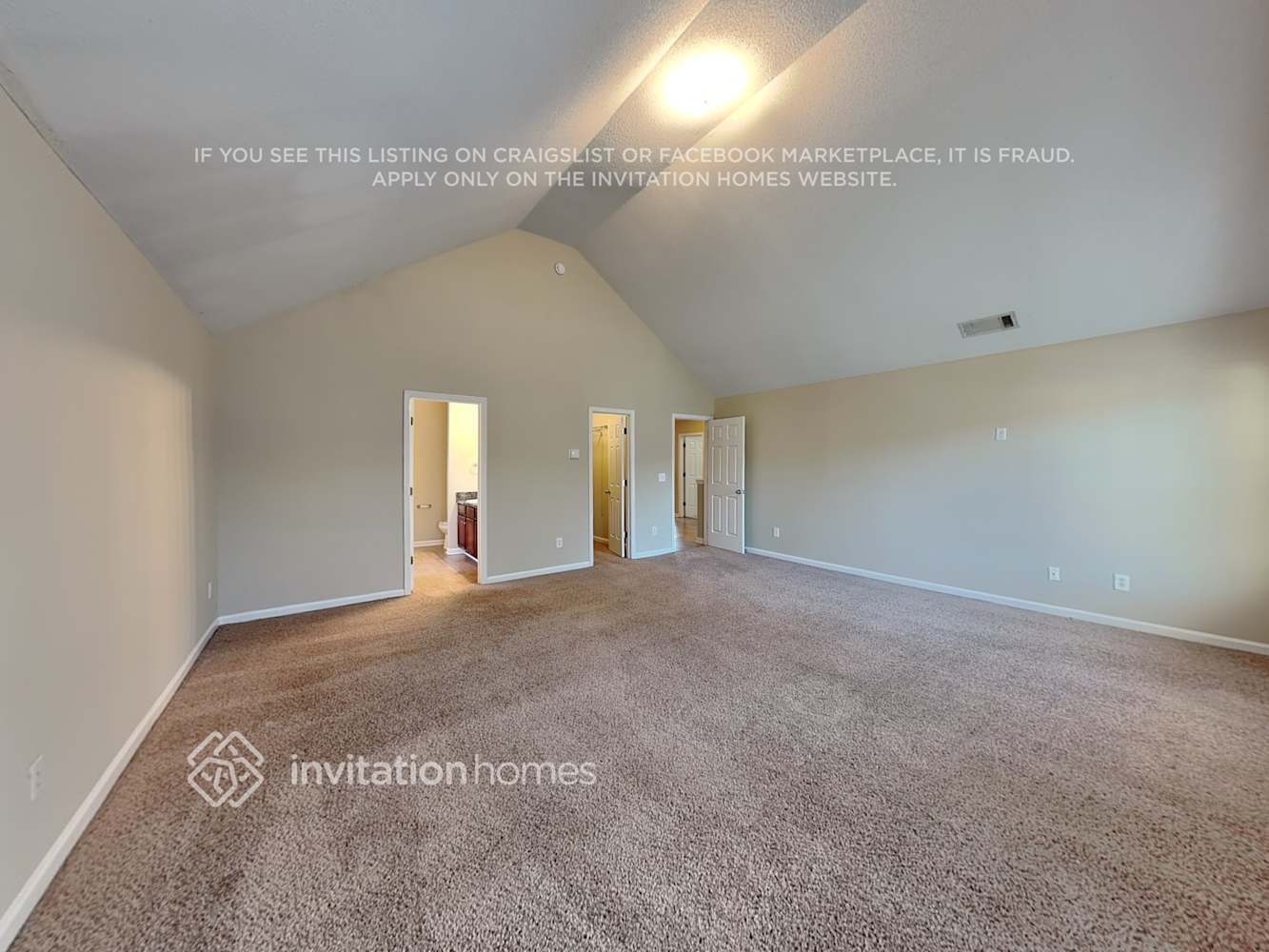 Building Photo - 3502 Rosebud Park Dr