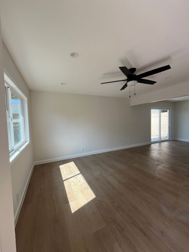 Building Photo - 264-266 S Park Street Orange, CA