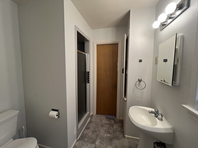 Building Photo - 3515 41st St