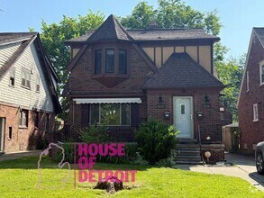 Building Photo - 6110 Yorkshire Rd