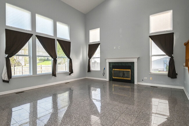 Building Photo - 5495 Chapel Hill