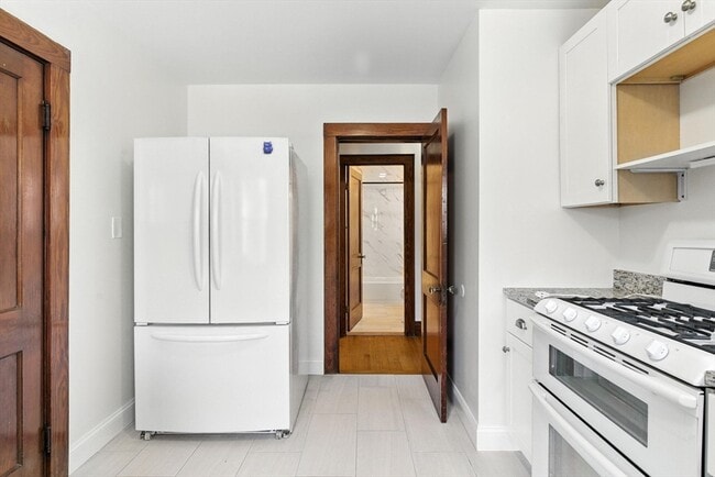 Building Photo - 29 Arbroth St