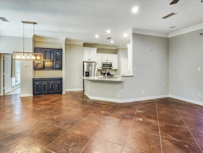 Building Photo - 1101 BreAnne Ct