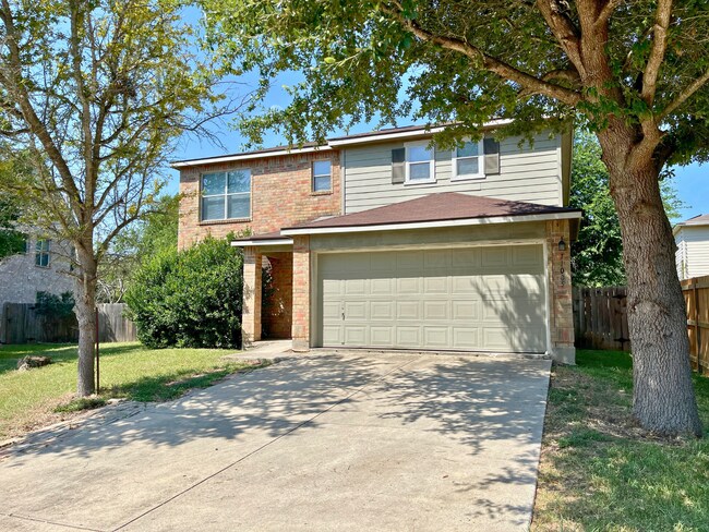 Building Photo - Move-In Special. ½ off the first full month's rent with a 12-month lease.