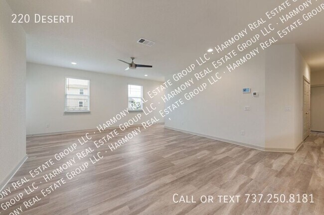 Building Photo - 220 Deserti-