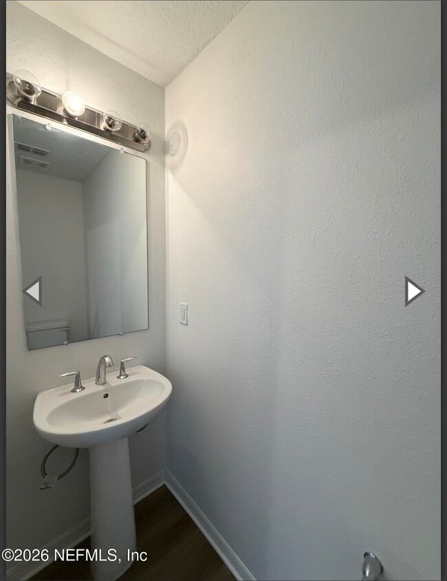 Building Photo - 3067 Harbison St