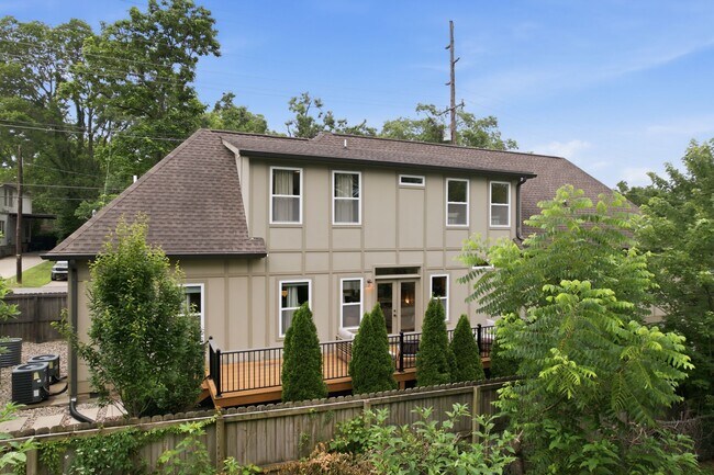 Building Photo - 4010 Burrus St