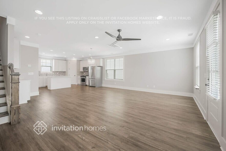 Building Photo - 265 Founders Ln