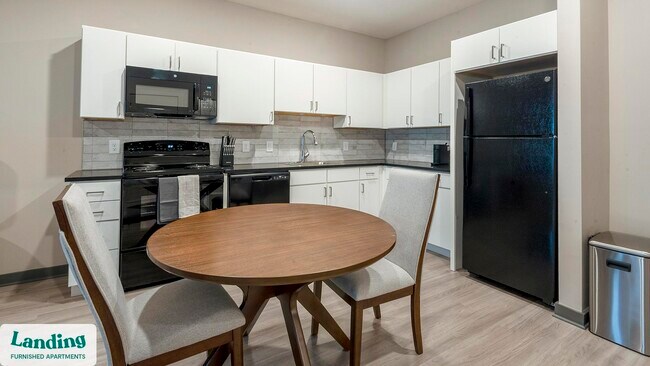 Building Photo - 645 N Front St