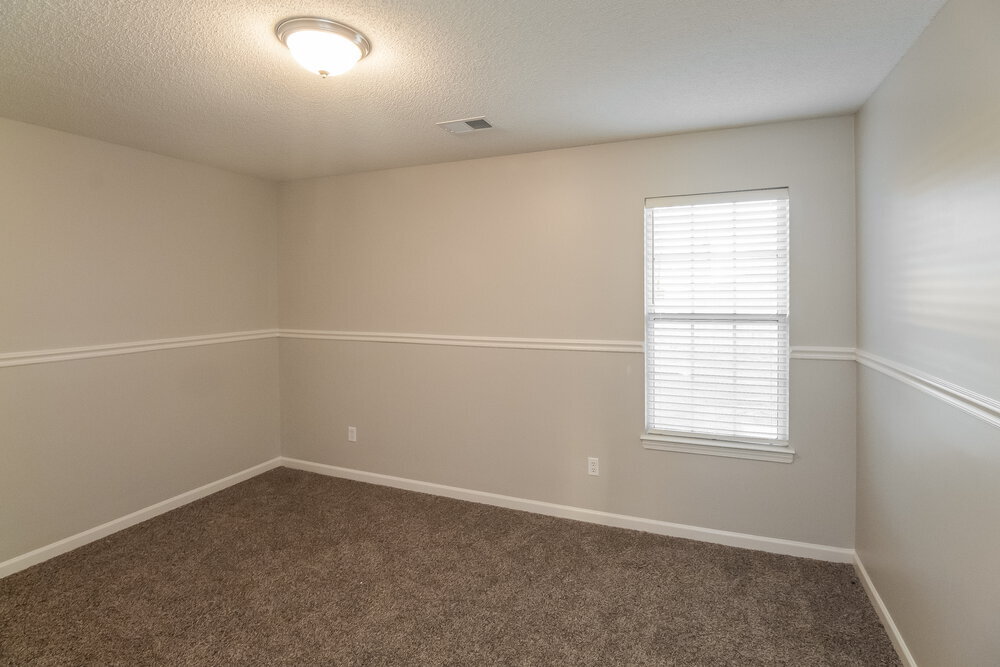 Building Photo - 7338 Lee Ann Dr