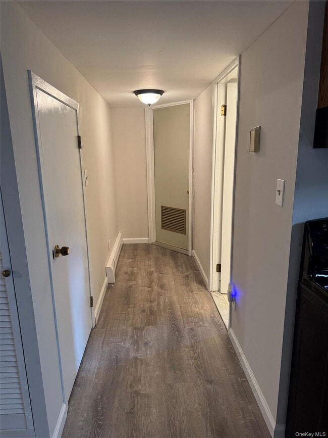 Building Photo - 4 Henry Pl