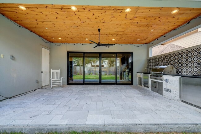 Building Photo - 1322 Caywood Ln