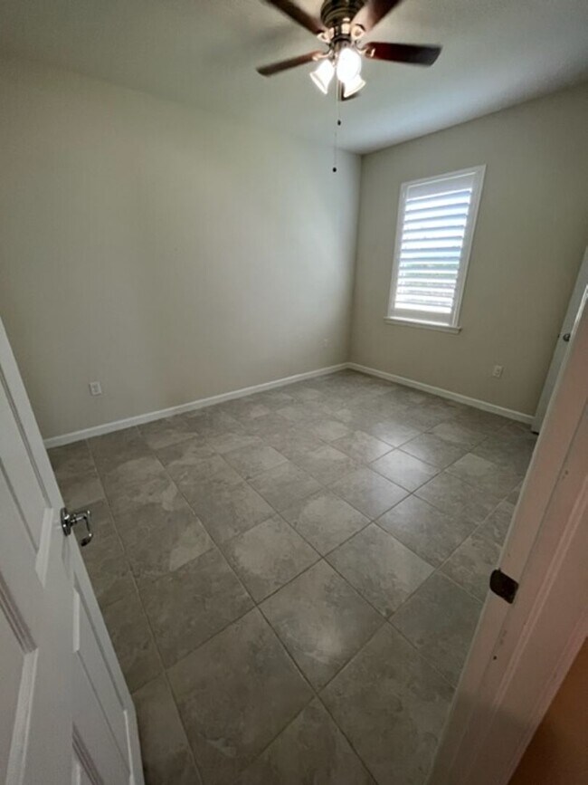Building Photo - Stunning Lakefront 3/2 Home in the Heart of Babcock Ranch
