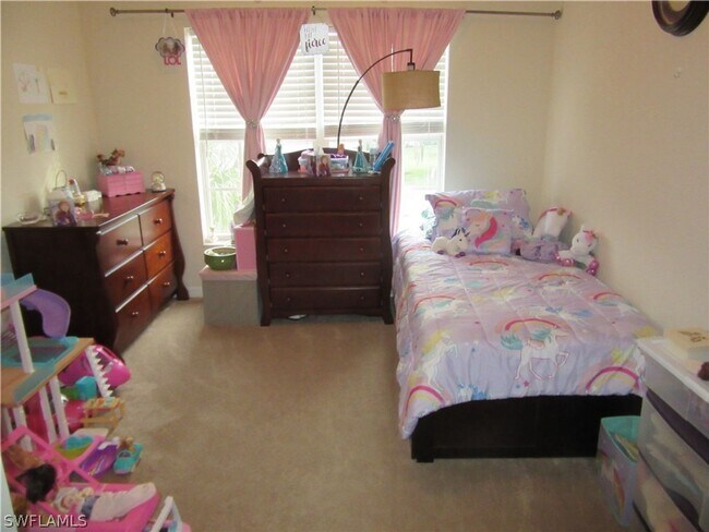 Building Photo - Beautiful Open Floorplan home!