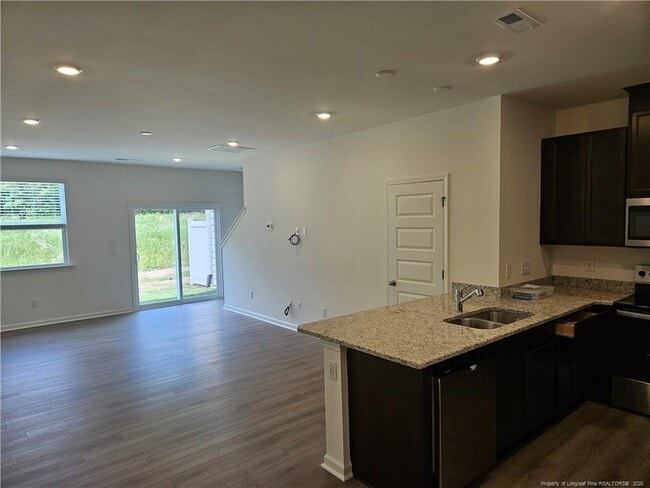 Building Photo - 10536 Brookside Reserve Rd