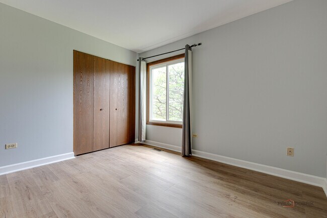 Building Photo - 676 Cumberland Trail