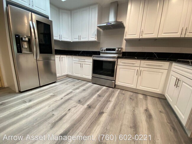 Building Photo - 4 br, 2 bath House - 6448 Lochmoor Dr.