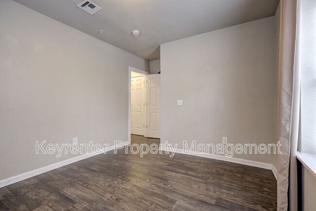 Building Photo - 2325 NW 12th St