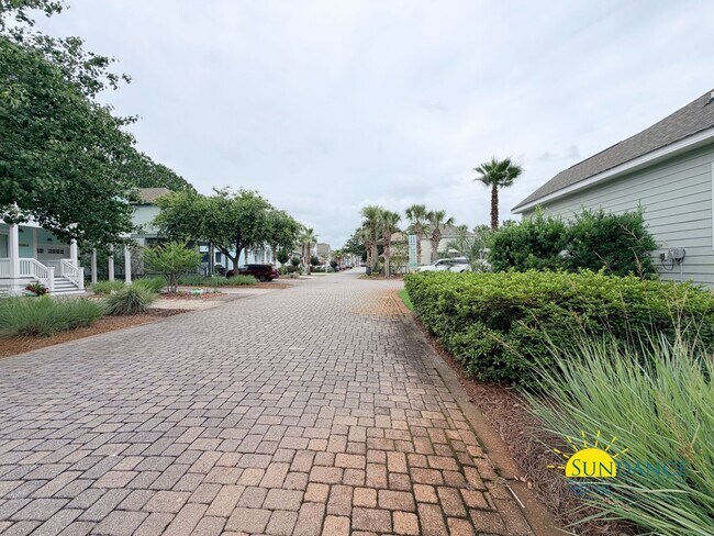 Building Photo - 137 Golf Villa Dr
