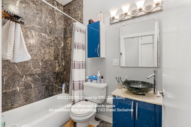 Building Photo - 1433 Tremont St
